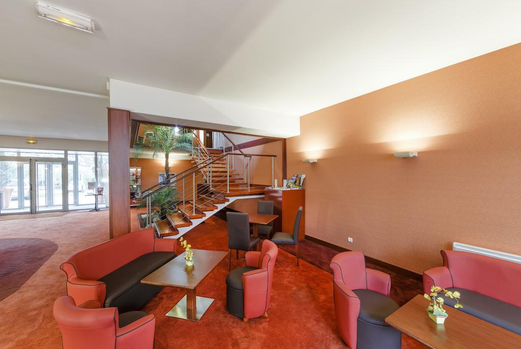 Hotel Du Beryl, Lons-Le-Saunier Eksteriør billede