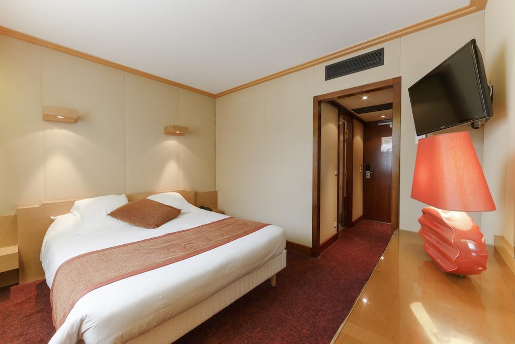Hotel Du Beryl, Lons-Le-Saunier Eksteriør billede